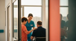 Médico-social : 500 000 postes à pourvoir d&rsquo;ici 2030, la filière se mobilise